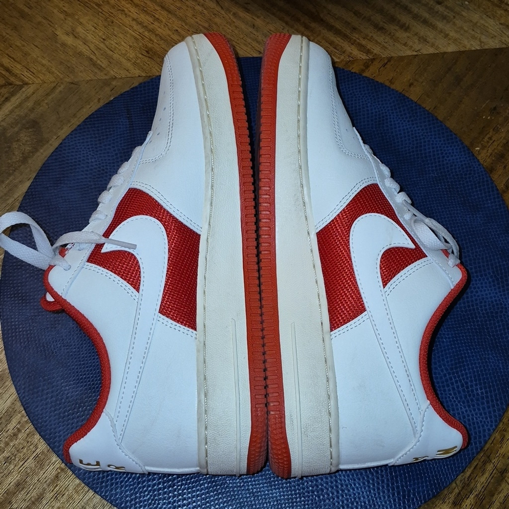 Nike Air Force '07 1 Sail/University Red AF1 Men's Basket Ball sz. 8.5 (#1715) - Picture 9 of 16